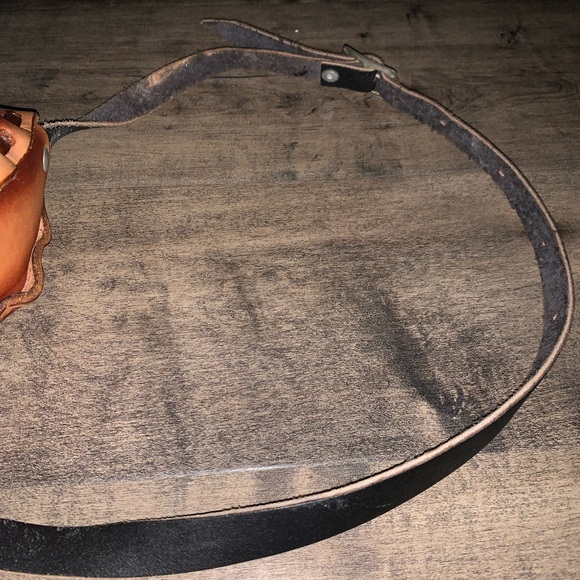 VINTAGE HANDMADE TOOLED LEATHER SMALL PURSE - Picture 9 of 9